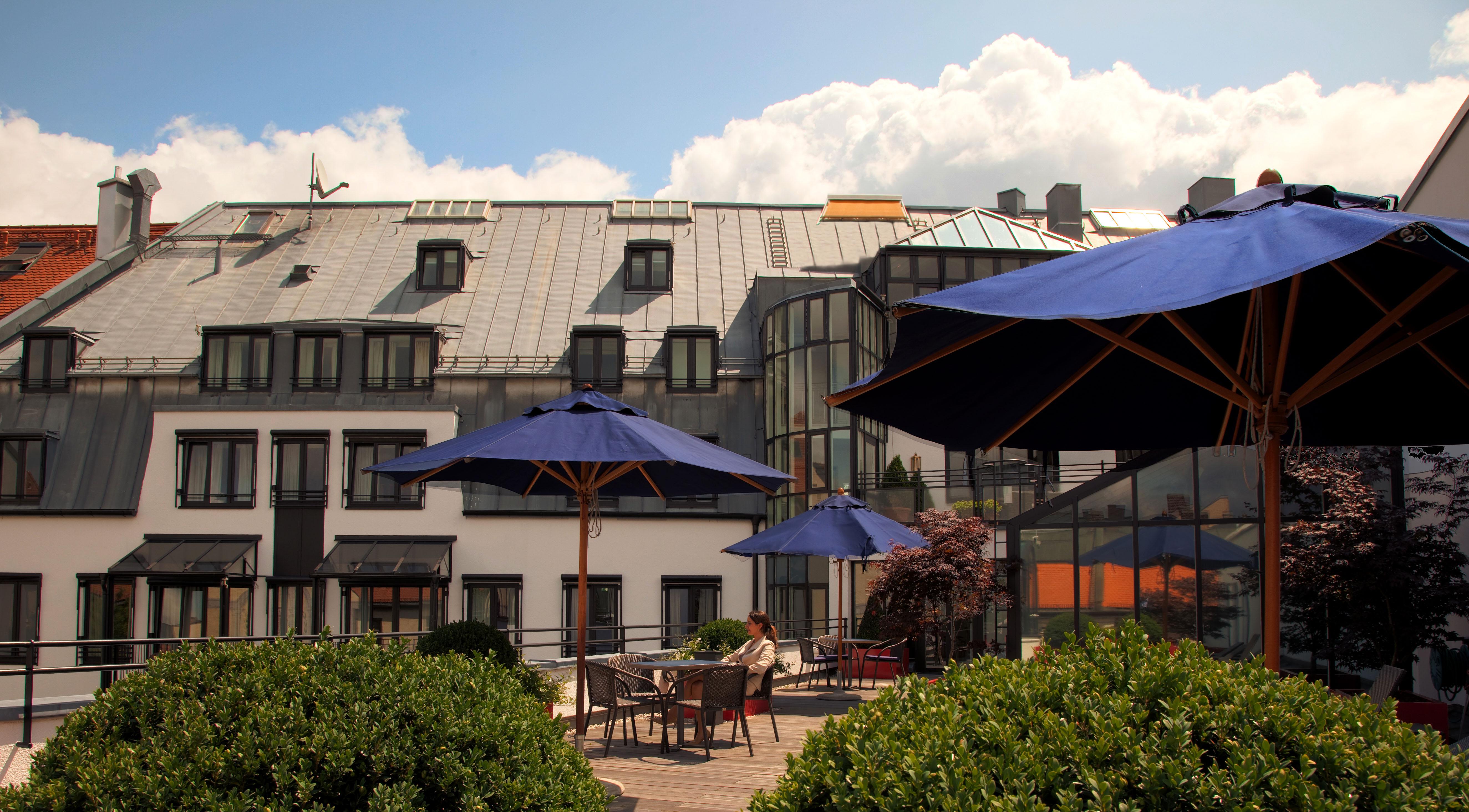 Hotel Muenchen Palace Екстер'єр фото