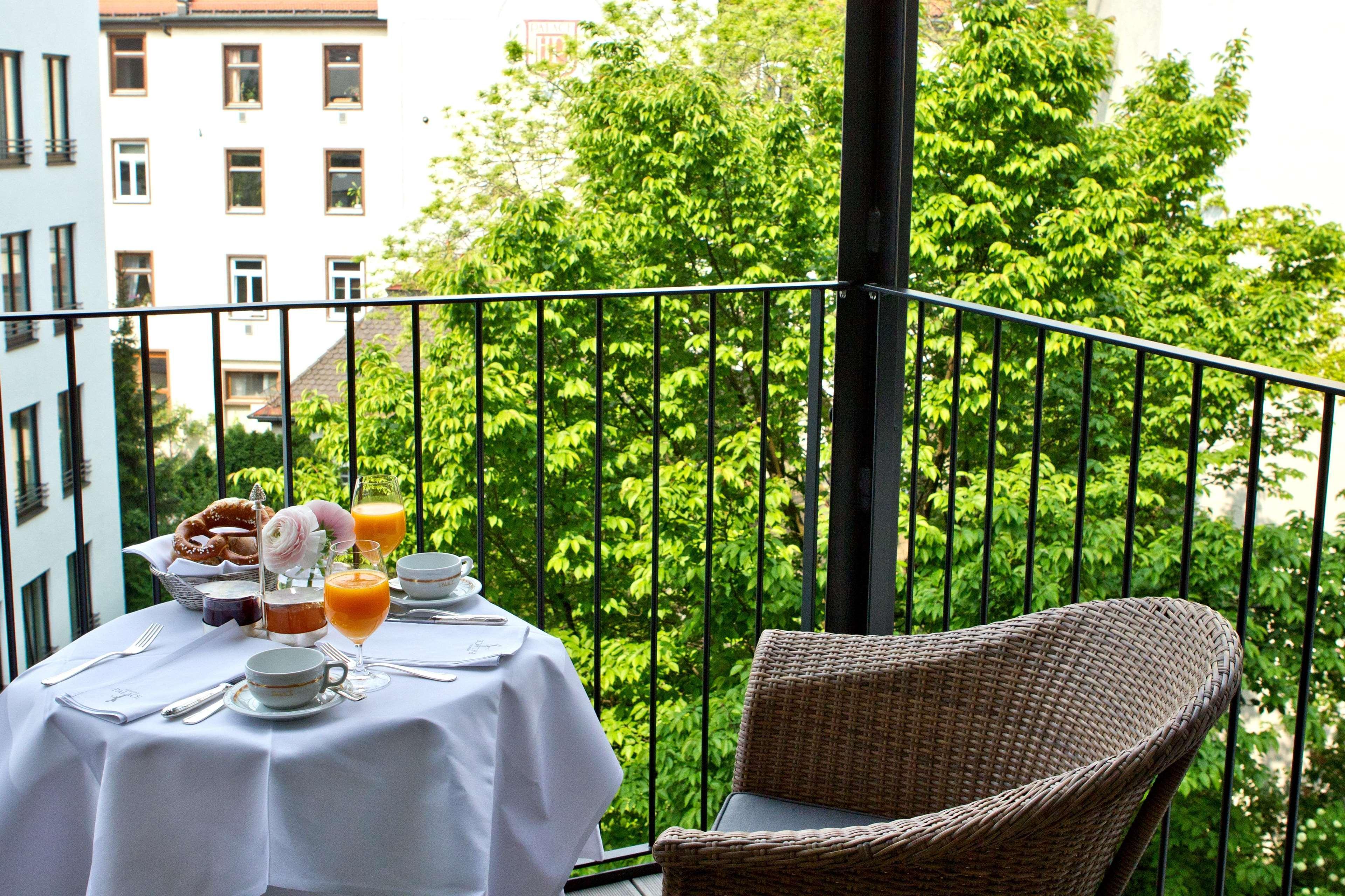 Hotel Muenchen Palace Екстер'єр фото